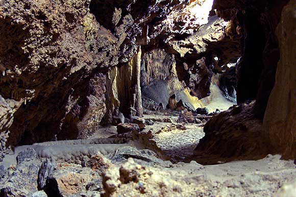 Die Agia Sofia Höhle von Mylopotamos